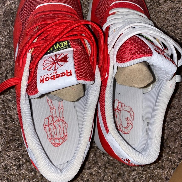 Yg X Reebok’s - Picture 3 of 4